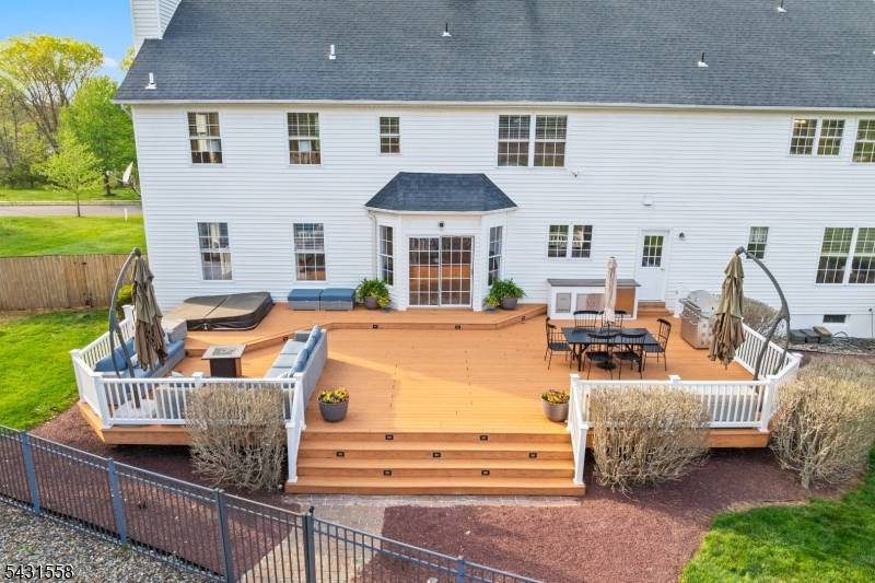 It's the home you've been waiting for !