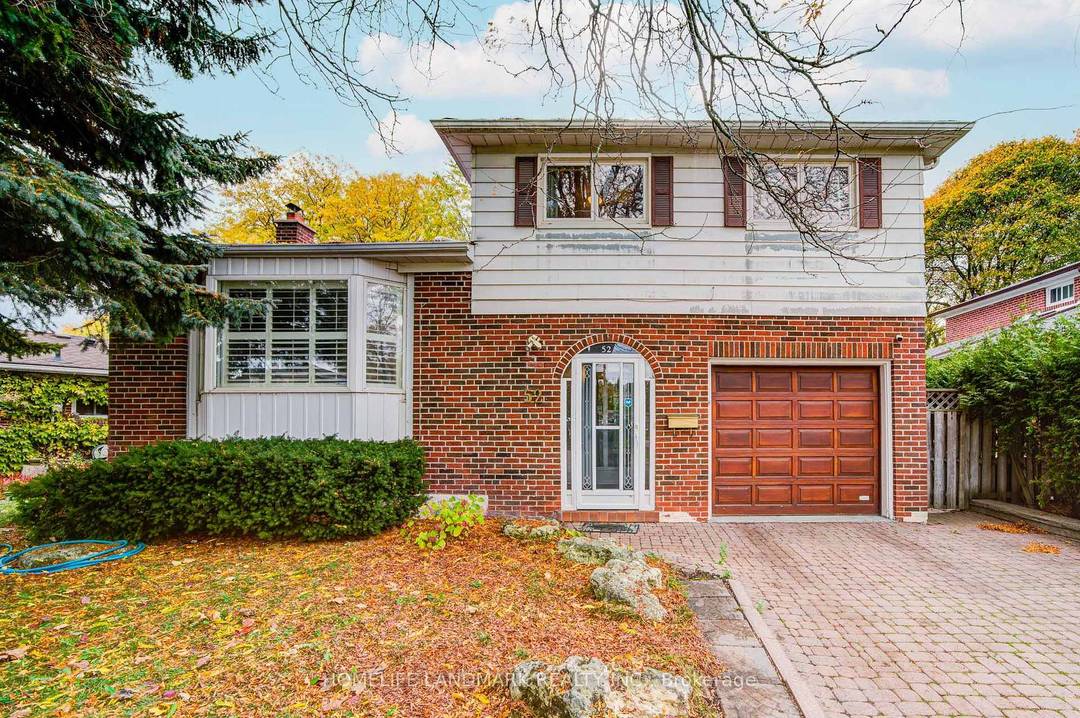 Well Maintained Home In Sought After Location, Close To All Amenities.