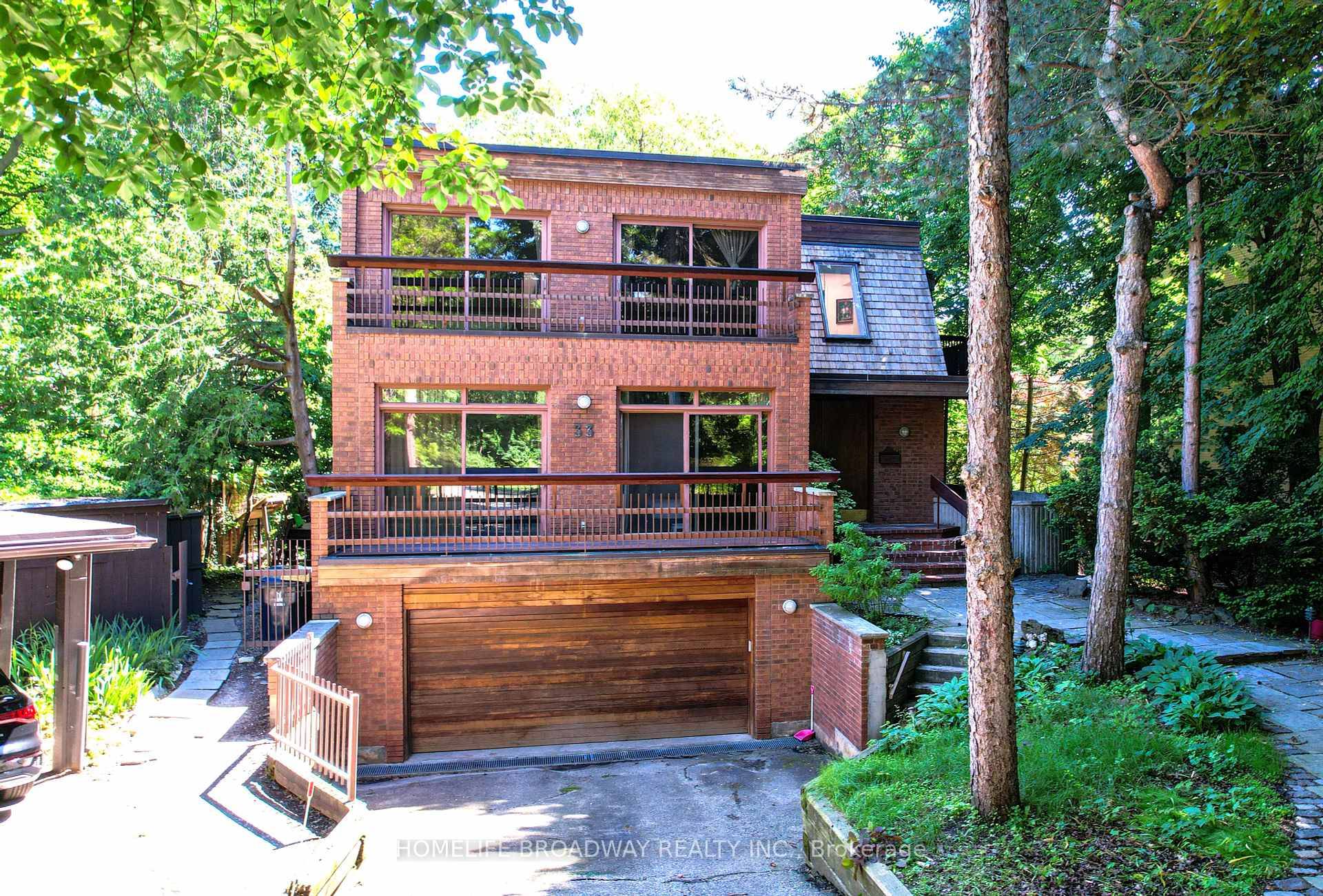 Rare find ! One of kind contemporary detached home in 50.