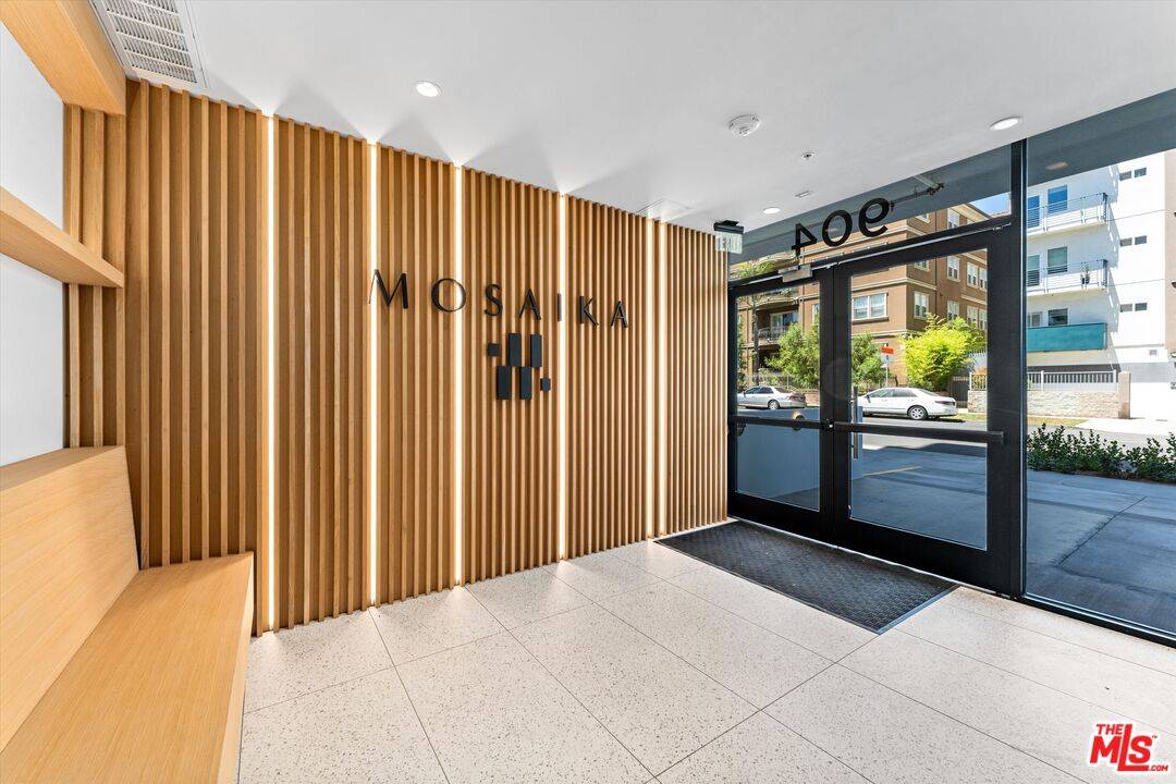 904  S New Hampshire Ave 2BR La