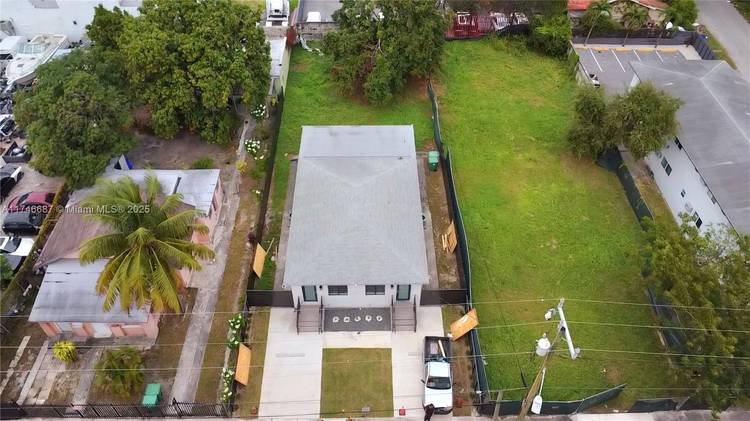 TWO PARCELS for SALES 681 amp ; 679 NW 30th str.