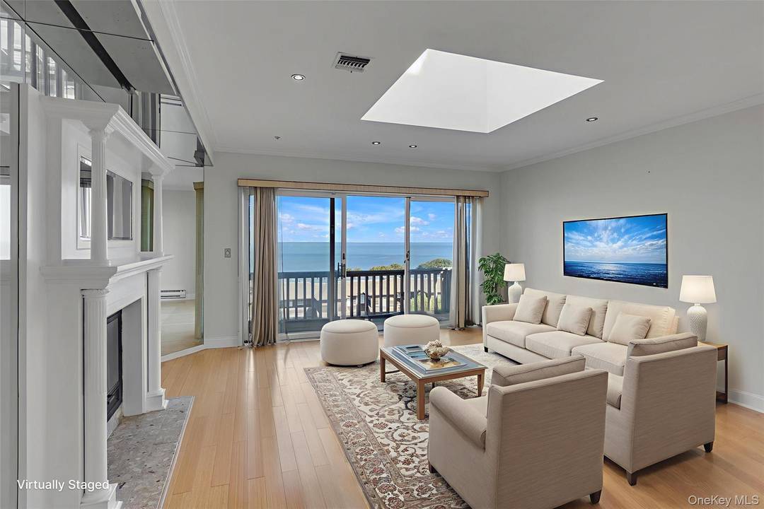 With the highest elevation in the community this condo offers unparalleled views of the Long Island Sound and the North Fork coastline.