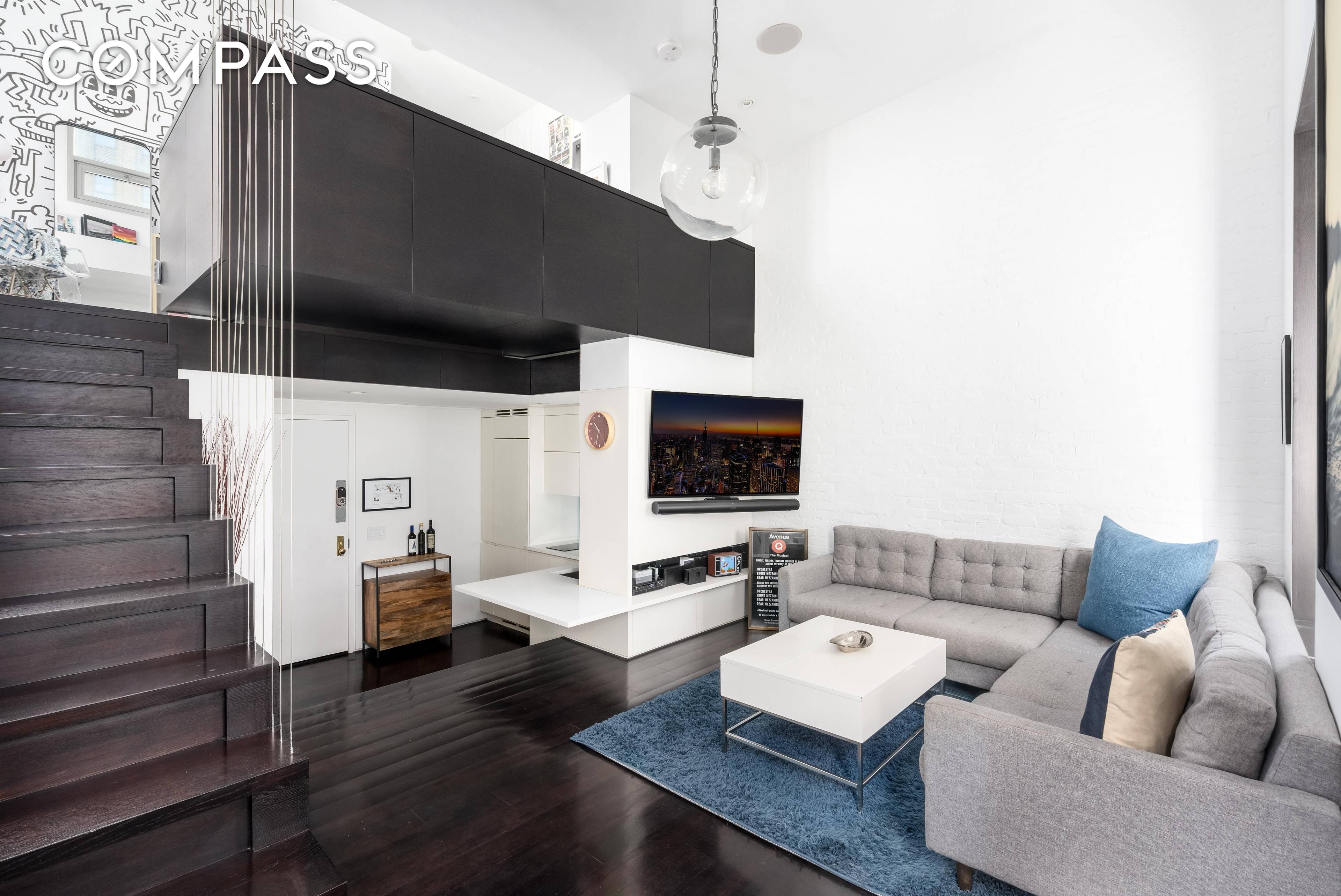 Modern amp ; Chic one bedroom offers fabulous private outdoor space.