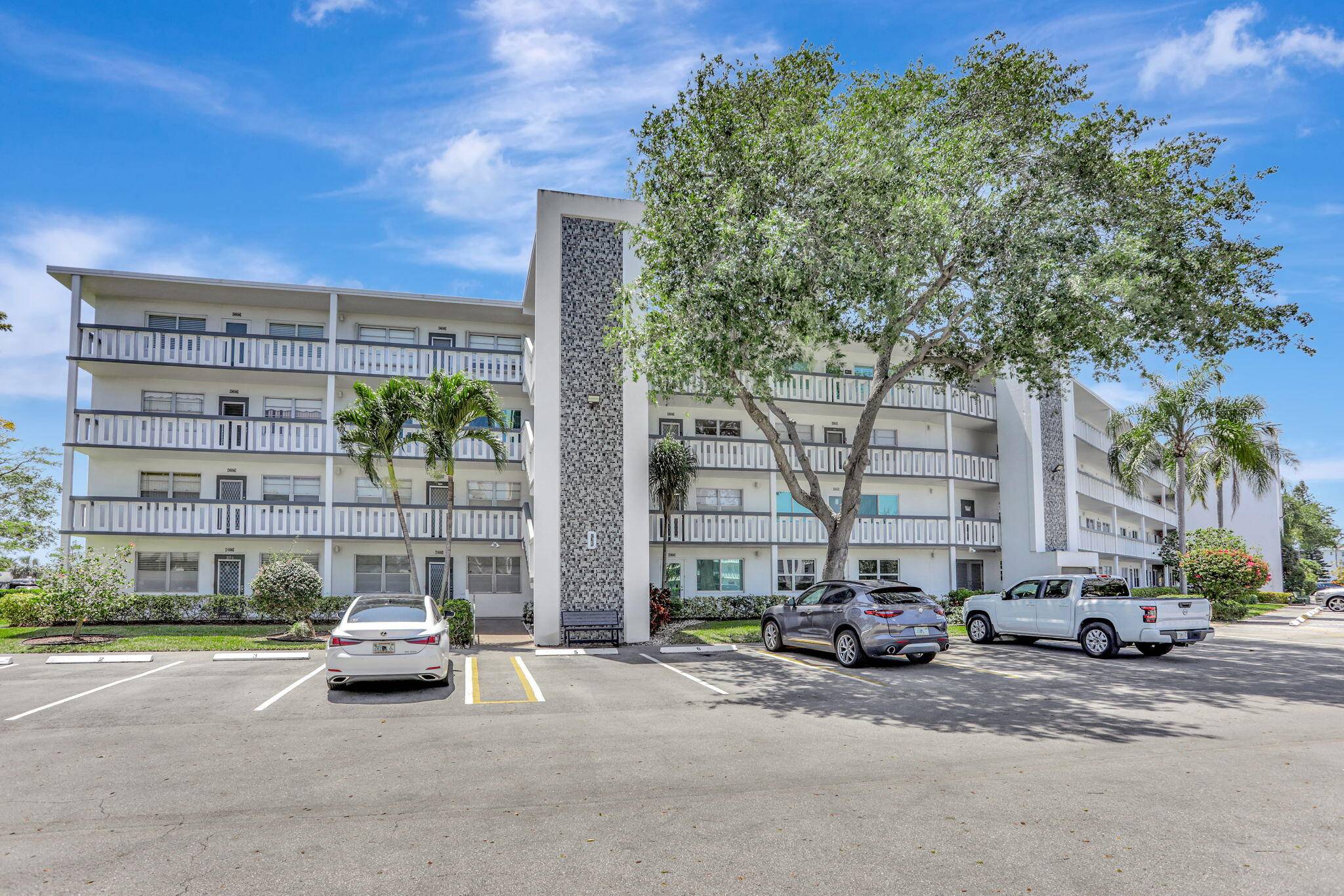 Discover unparalleled 55 living with this rare opportunity to own a sought after beautiful, extra comfortable 2 bedrooms and 2 FULL bathrooms condo inside the highly desirable Century Village Deerfield ...