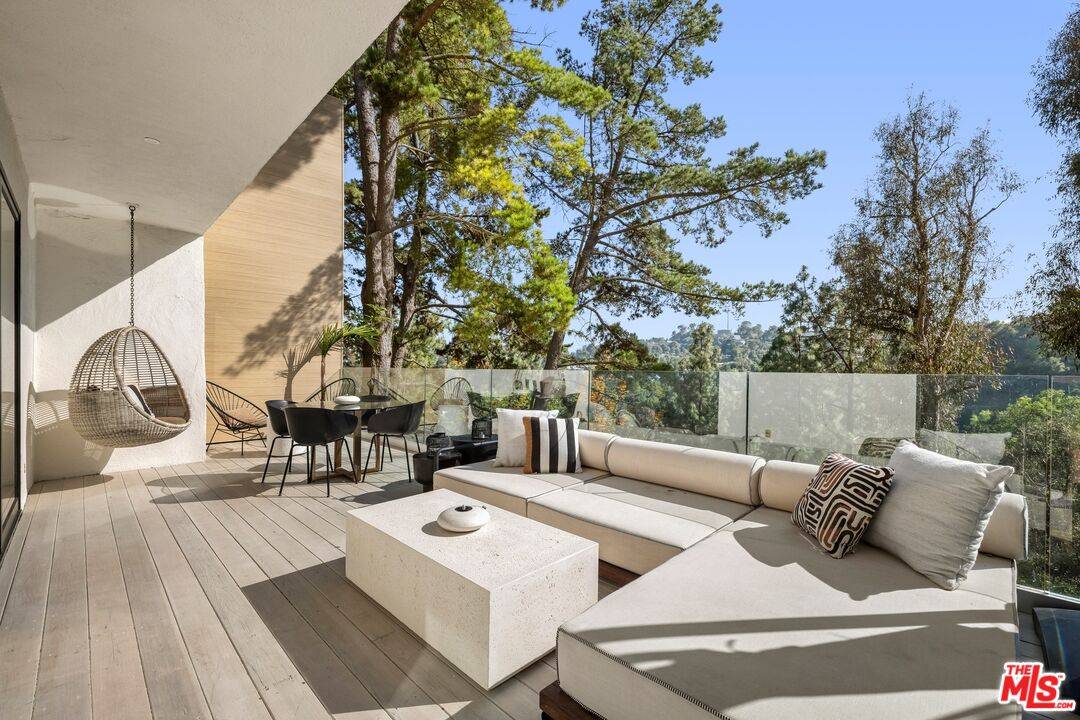 8583 Skyline Dr 3BR Hollywood Hills East La