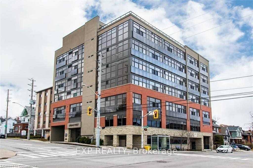 Live in the Heart of Hamilton's Vibrant West End !