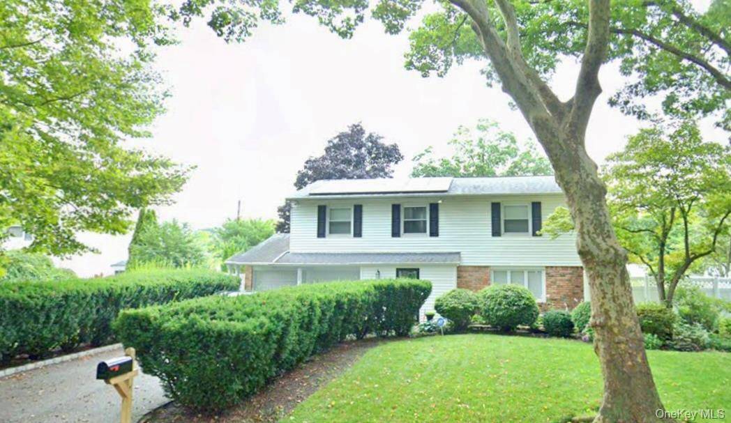 Welcome Home To Comfort And Style In The Heart Of Nesconset !