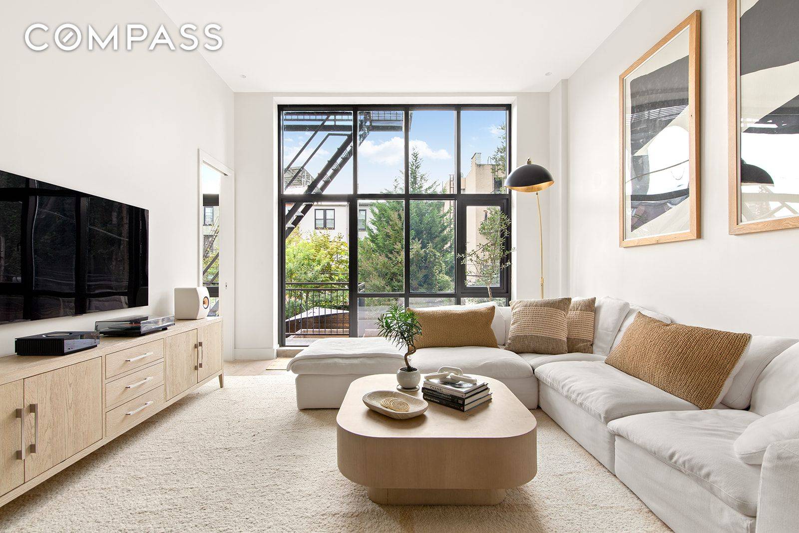 Elegant Parlor Floor Home with Expansive Private Garden in the Heart of Carroll Gardens Welcome to 78 2nd Place 2, an exquisite two bedroom, two bathroom residence set on the ...