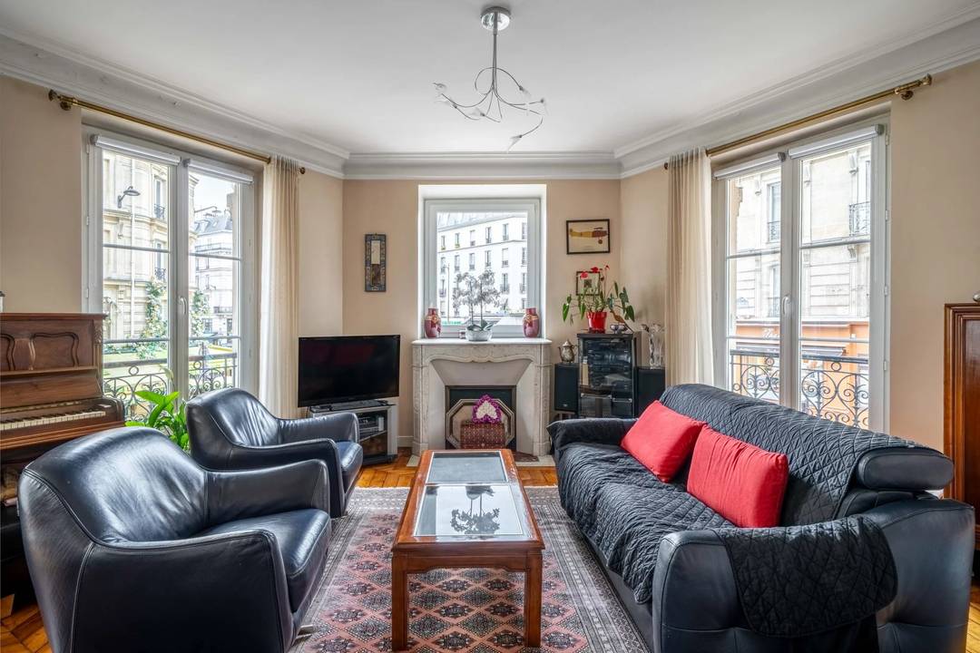5-room apartment - Vème PARIS