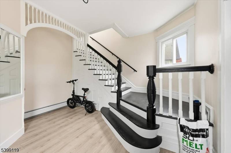 ALL UTILITY IS INCLUDED !