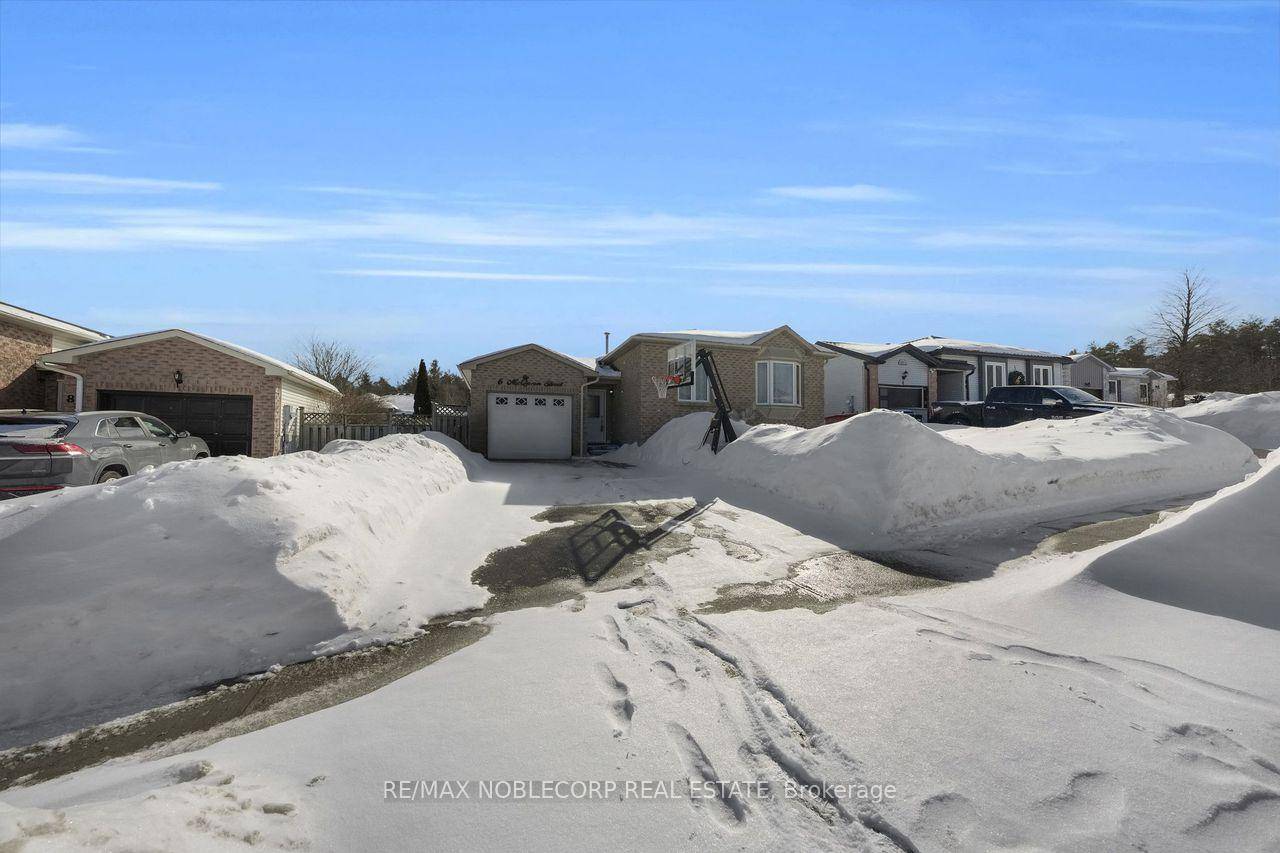 Welcome to this stunning raised bungalow in the heart of Angus, nestled in a beautiful, family friendly community.