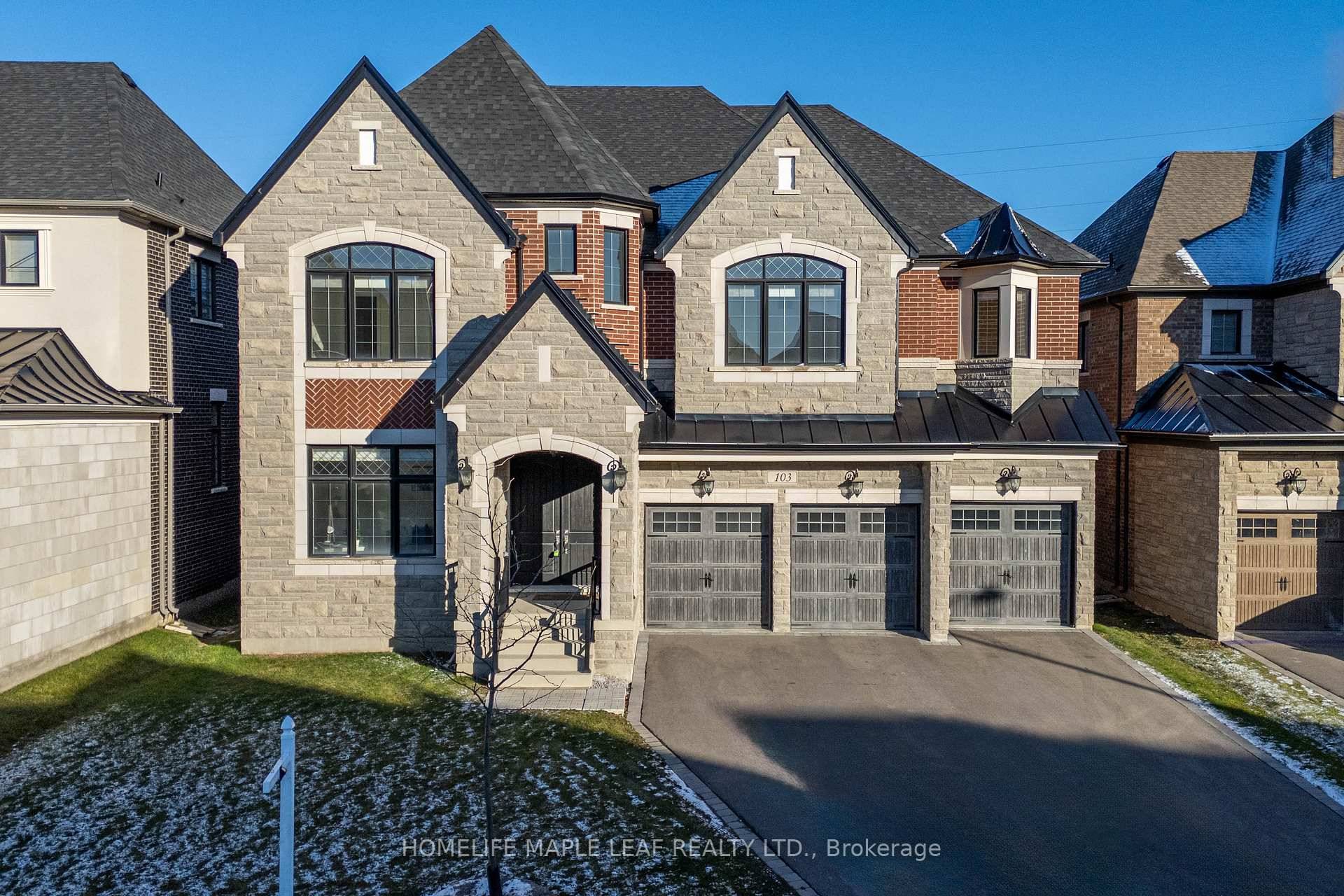 Executive Luxury Rental Home Appx 5100 Sq.