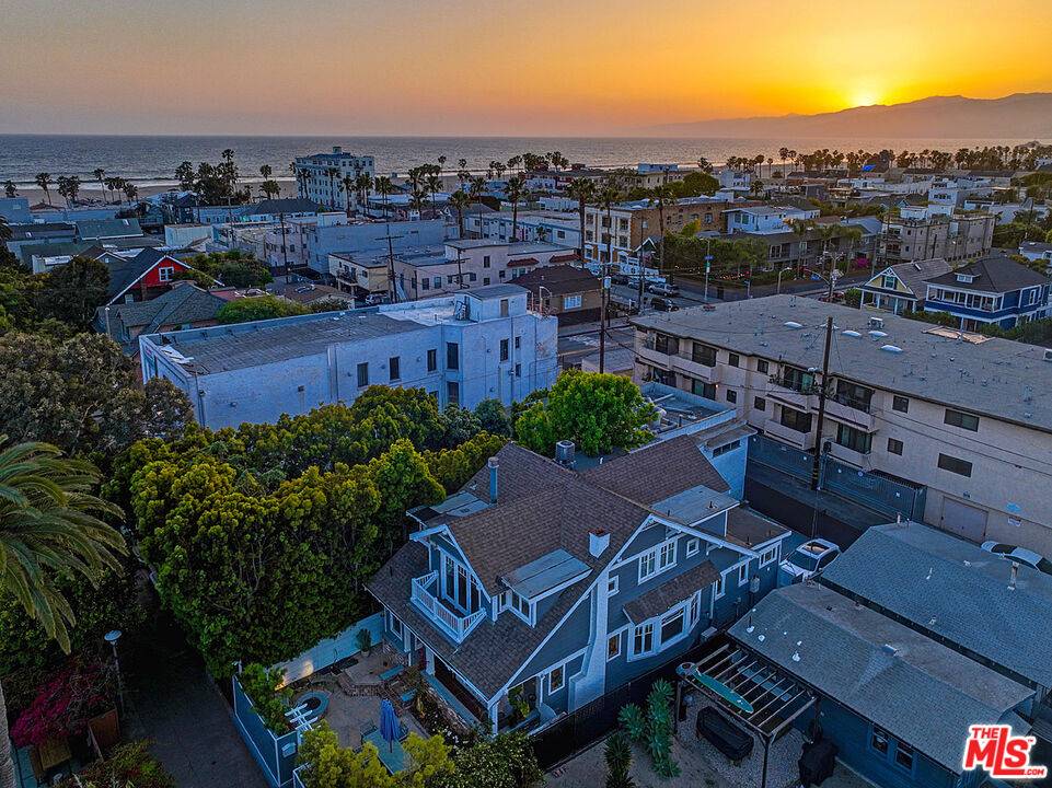 111   Dudley Ave 4BR Marina Del Rey La