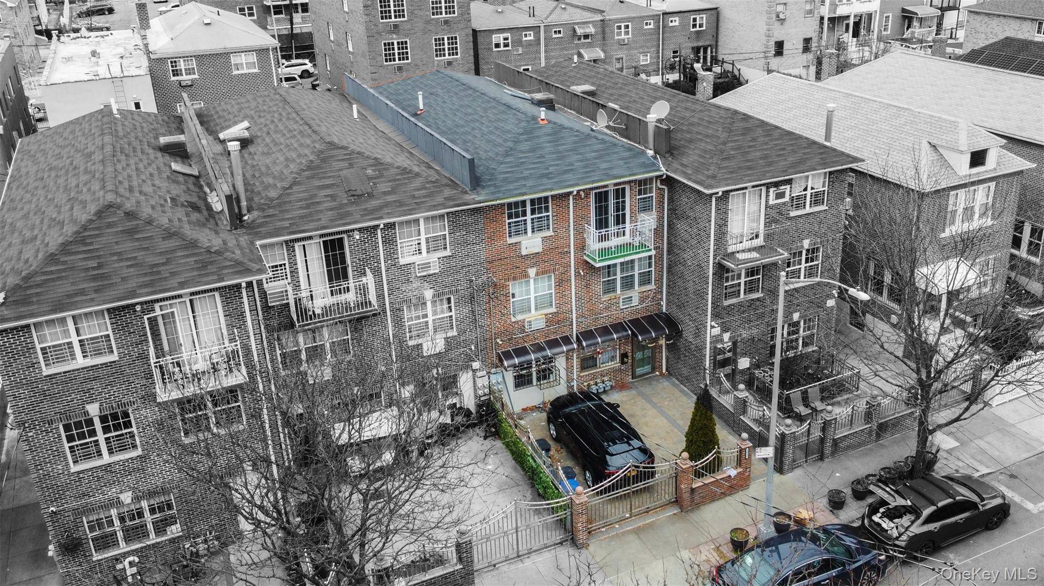 Welcome to 2027 Chatterton Ave, This well maintained 2012 built property located in Unionport, Parkchester.
