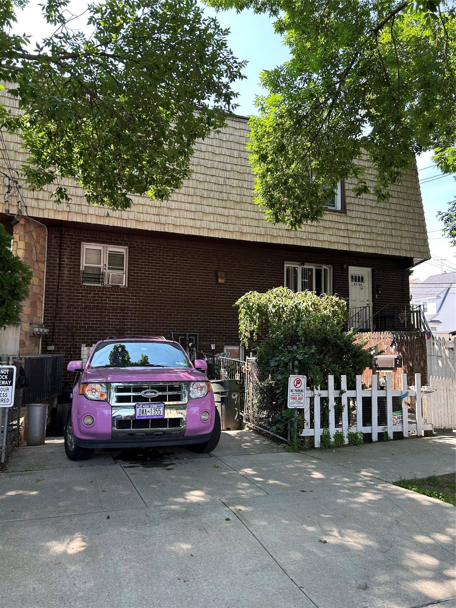 Two family corner propety in Ozone Park.