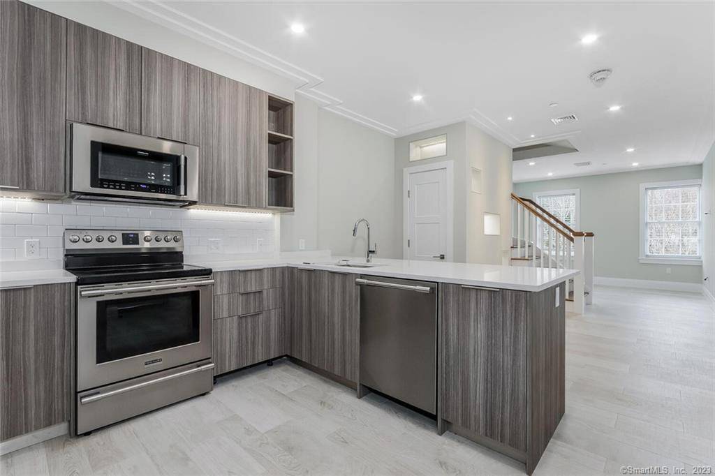 Welcome to Bronson House, Greenfield Hill's newest luxury rental !