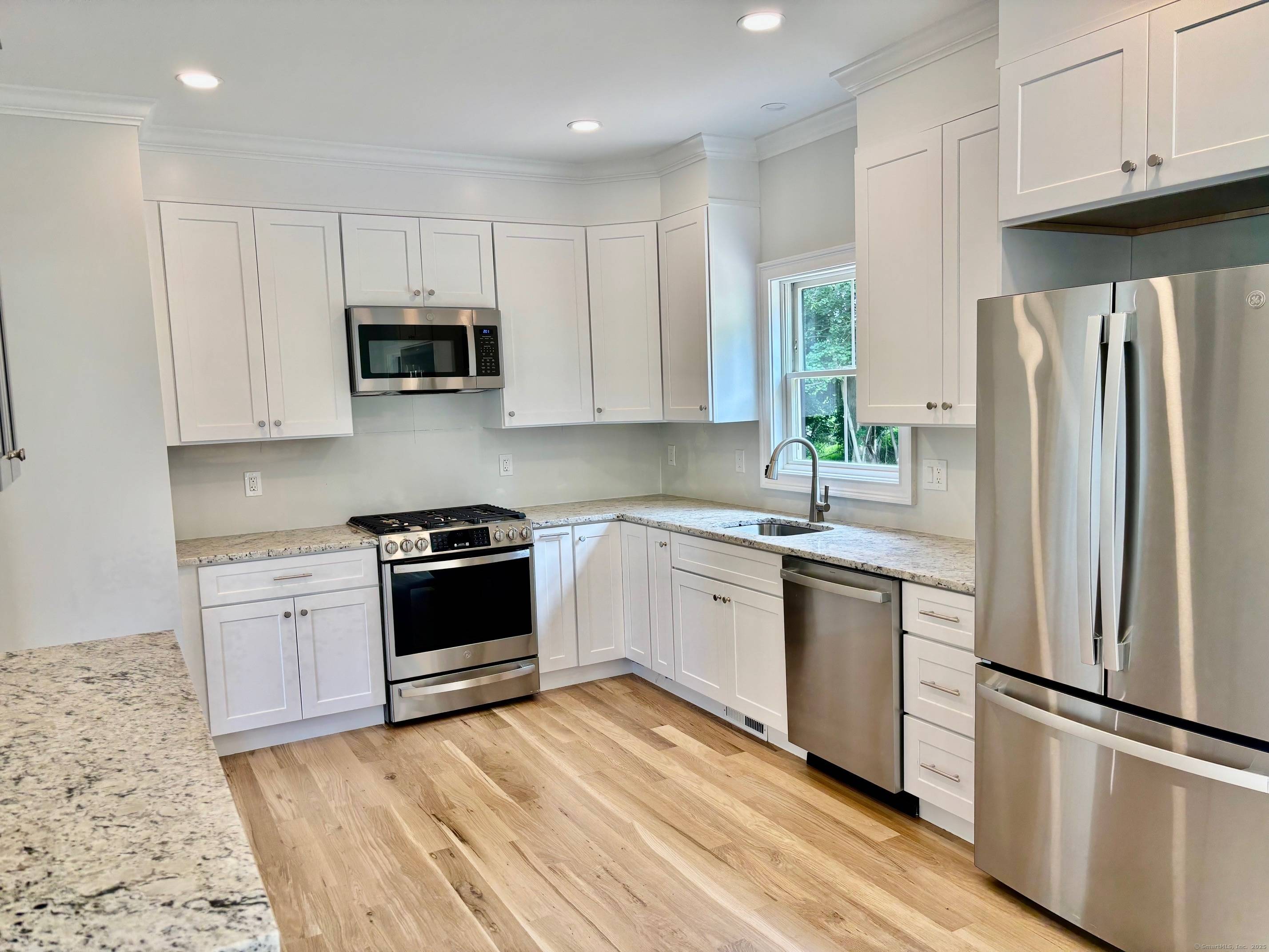 Completed New construction ready to go, Immediate occupancy.