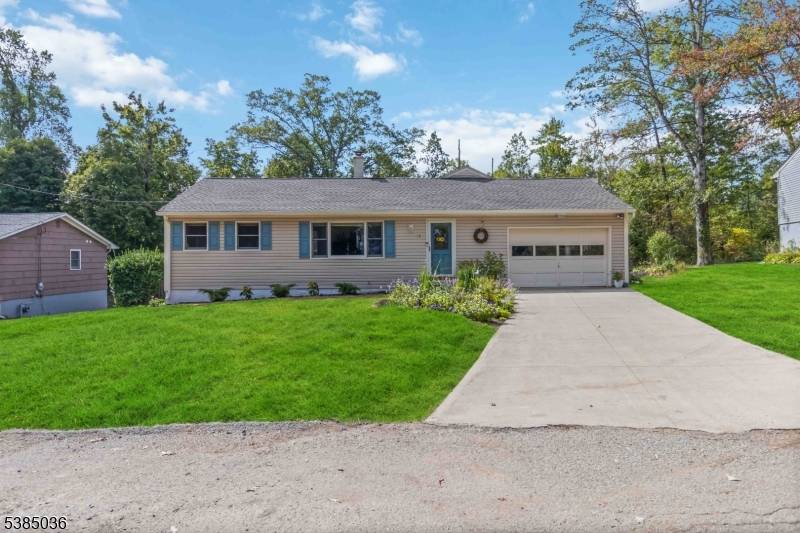 Welcome to 17 Belmont Dr, This immaculate and move in ready, this expanded ranch offers ease of living with the convenience of being close to the center of town.