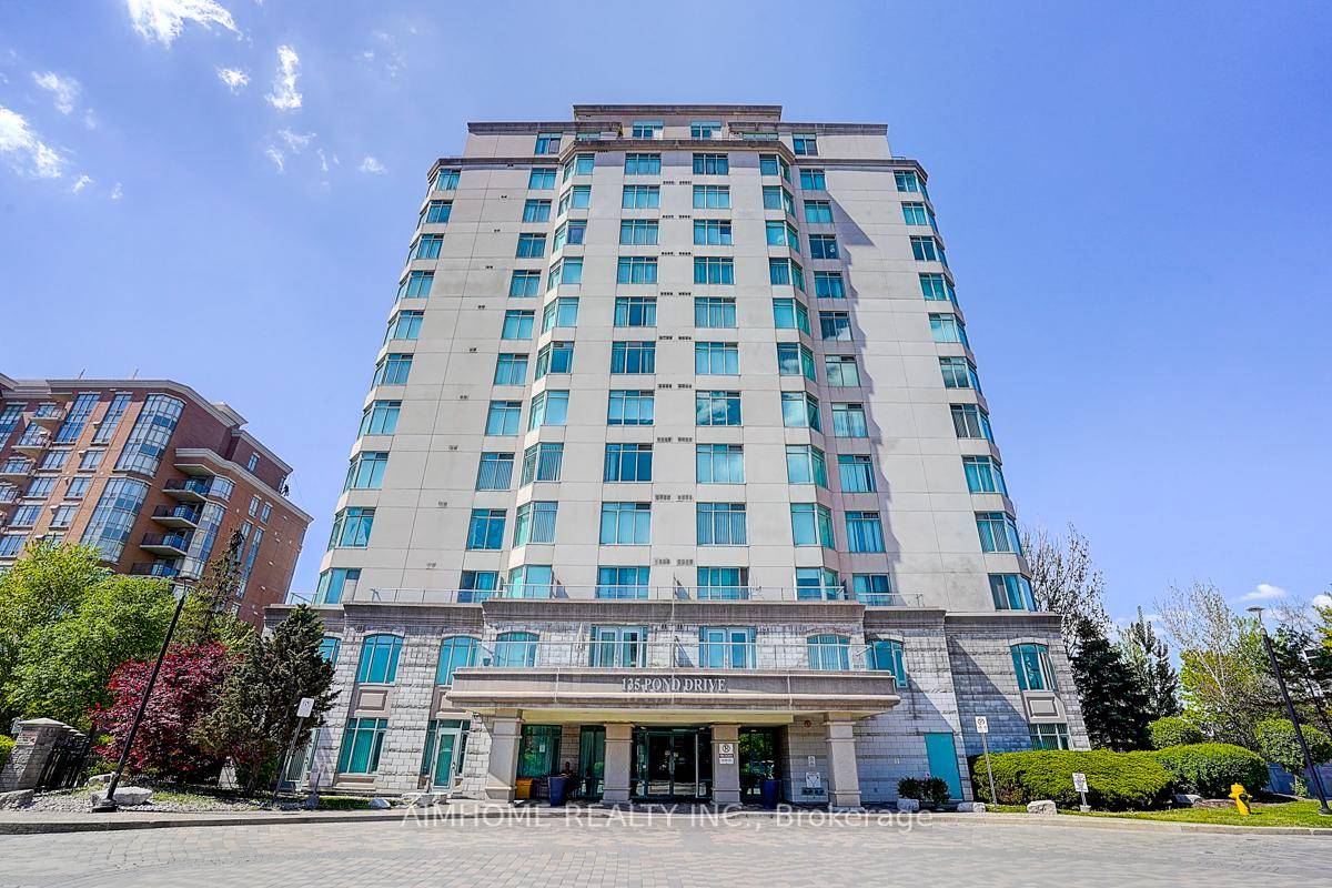 Welcome to this stunning and spacious two bedroom corner unit, ideally situated in the highly sought after Commerce Valley neighbourhood with TWO 2 PARKING SPACES and TWO 2 STORAGE LOCKERS ...