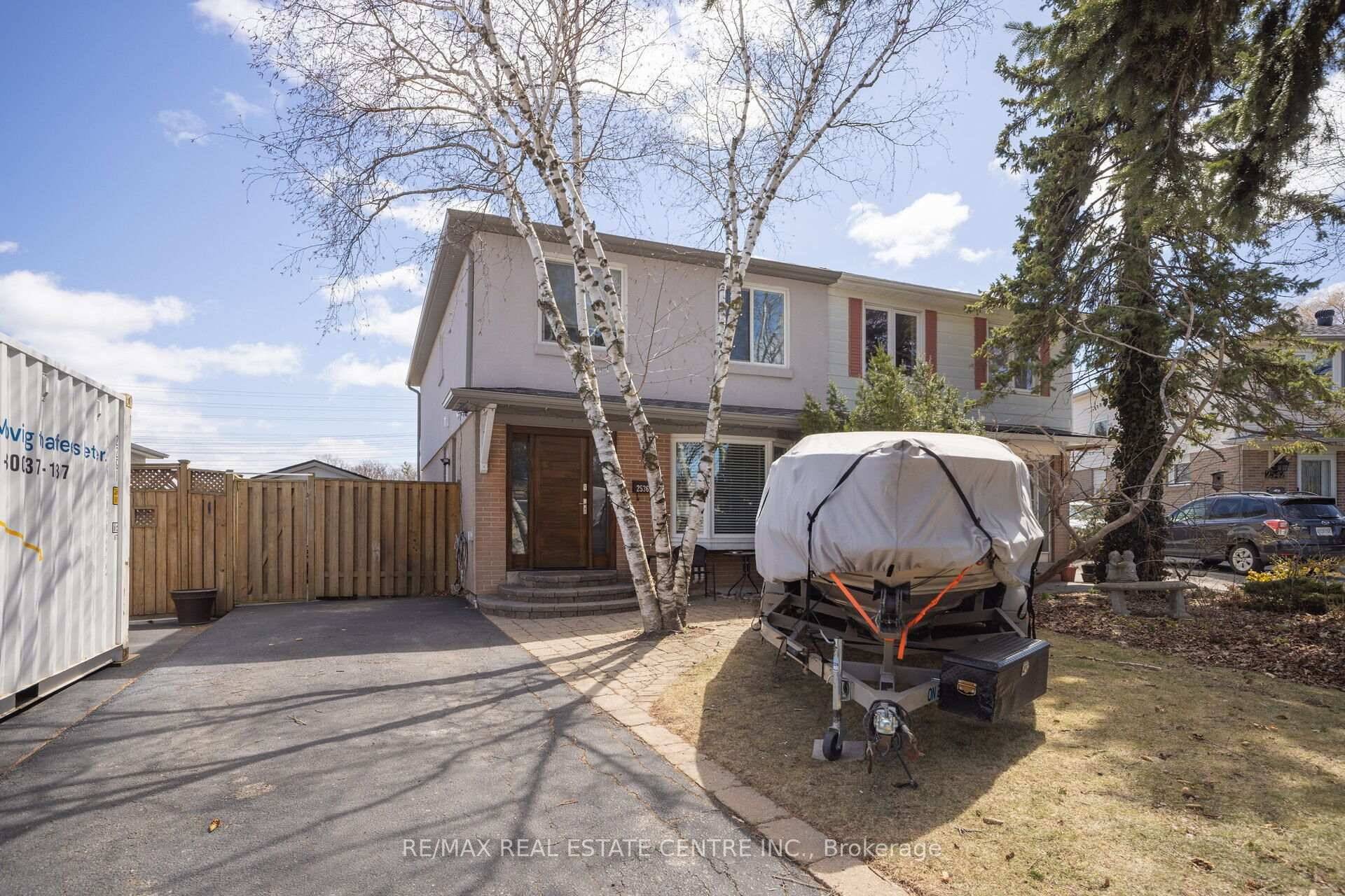 Gorgeous 3 Bed, 4Bath Home In South After Sheridan Homeland, Backs To Green Space, Beautifully Renovated Inside amp ; Outside.
