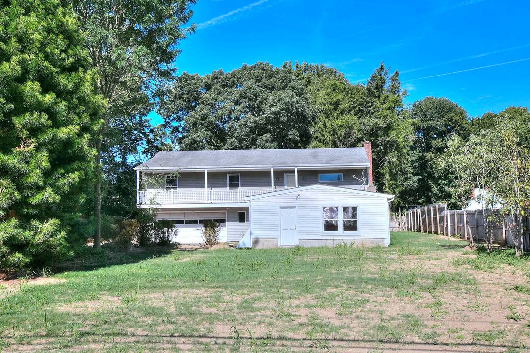 Single Family with legal accessory apartment.