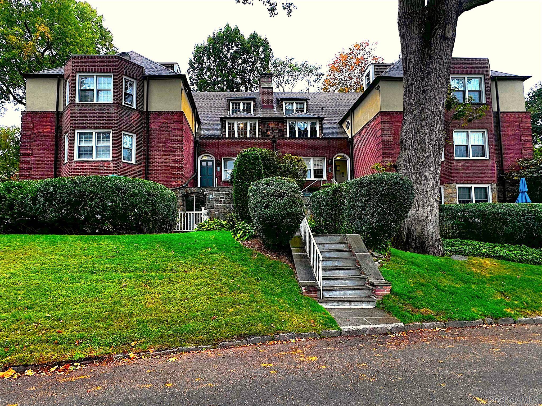 Experience the art of modern living in this beautifully renovated 2 bedroom, 2 bath residence located in the highly sought after Edgemont School District.