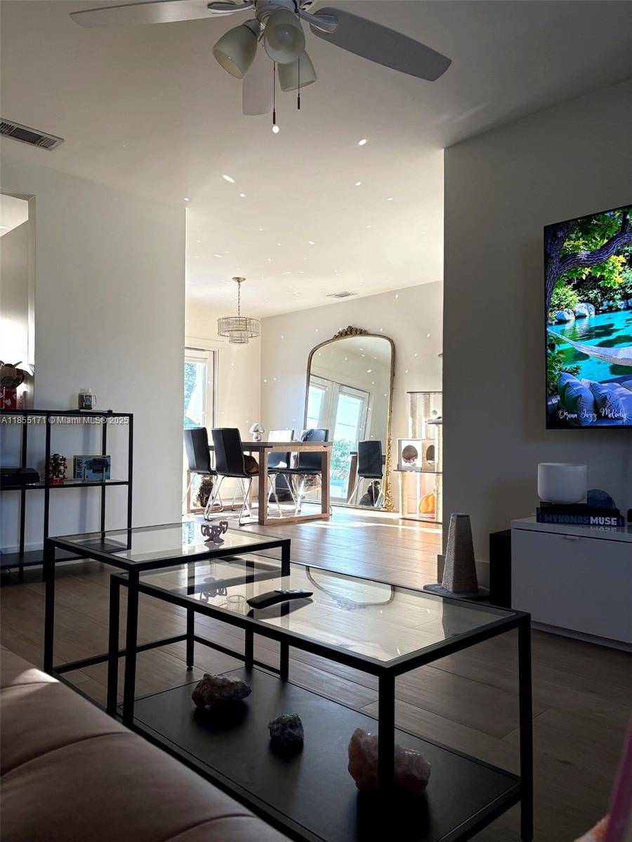 Welcome to 2273 SW Mount Vernon Street, a charming single family residence situated on an oversized 12, 125 sq ft lot in the desirable city of Port St.