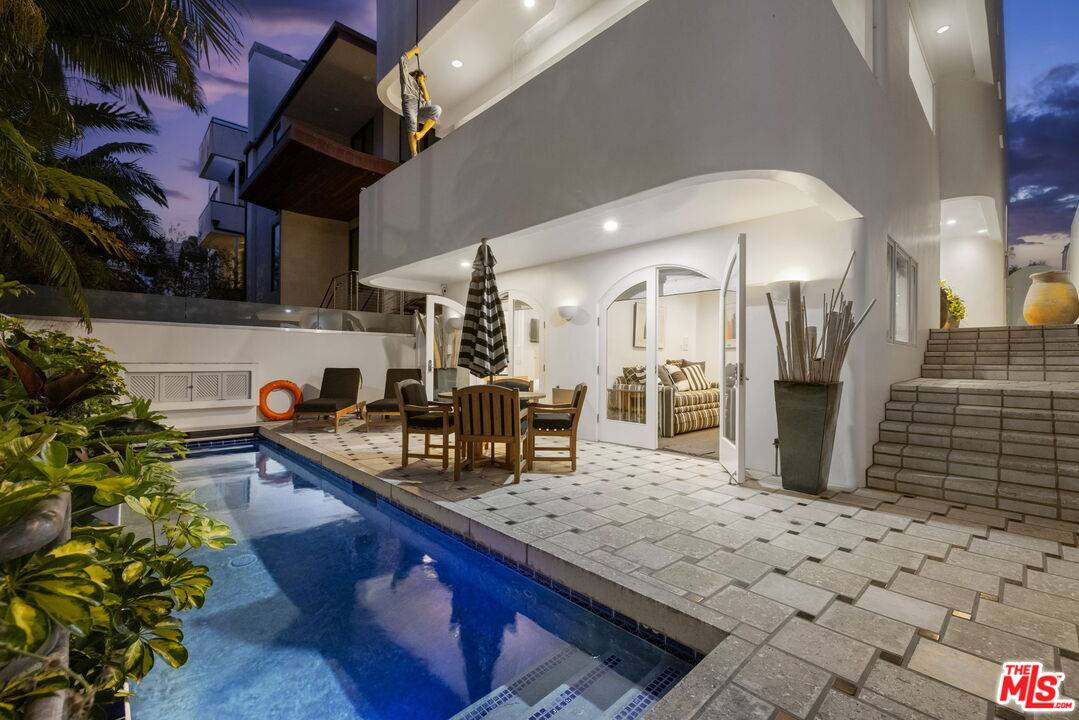 120   Mast Mall 3BR Marina Del Rey La