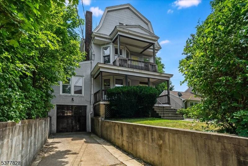 This isn't just a property it's a cash flow opportunity waiting to be claimed.