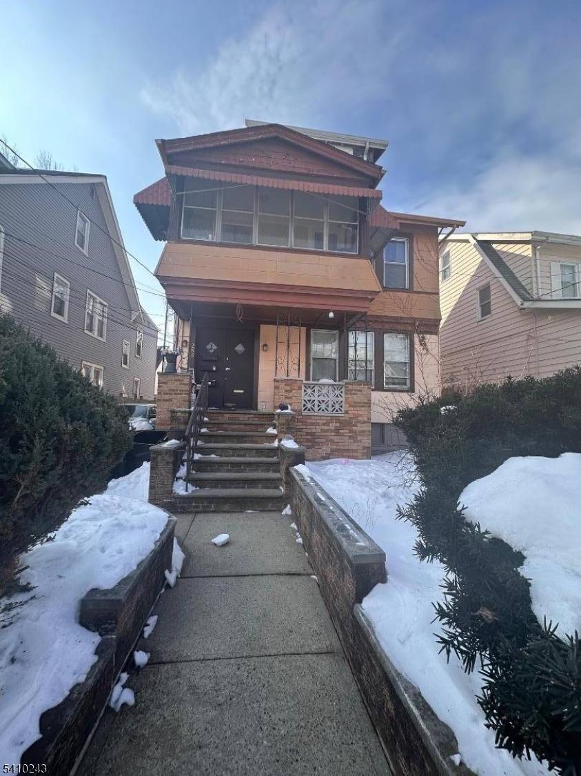 Welcome to this bright spacious 3 family home tucked away in the Weequahic Section, perfectly situated on a quiet dead end street, with 5 bedrooms, 3 baths, EIK with pantries, ...