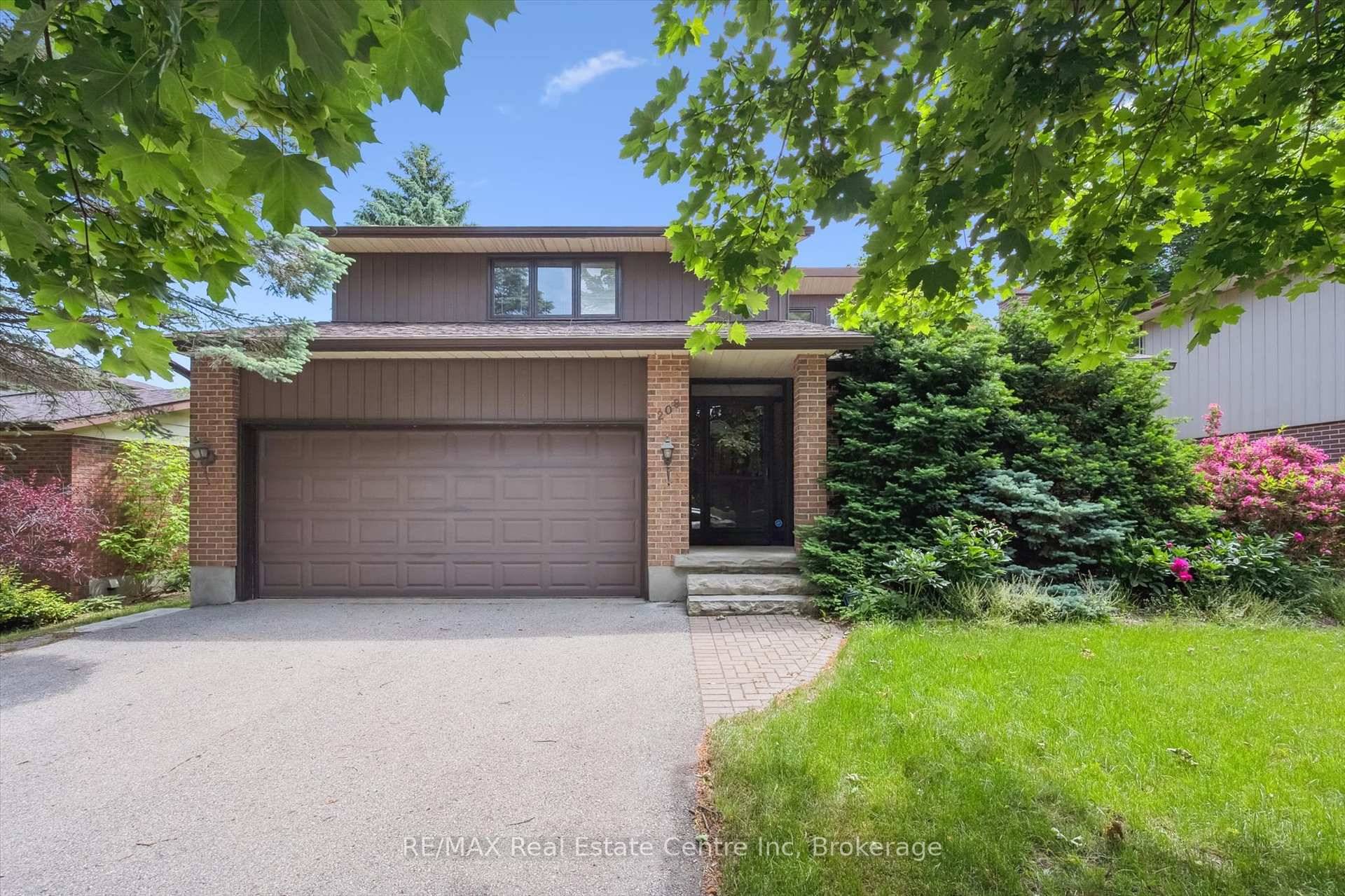 Welcome to 208 Ironwood Drive, a well laid out two storey home offering space, comfort, and exceptional value in one of Guelphs most sought after neighbourhoods.