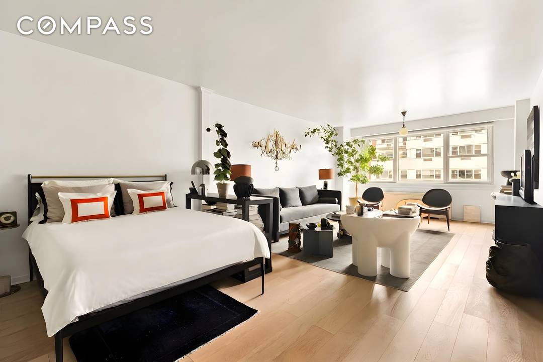 Prime West Village Studio Featured in New York Magazine Curbed !