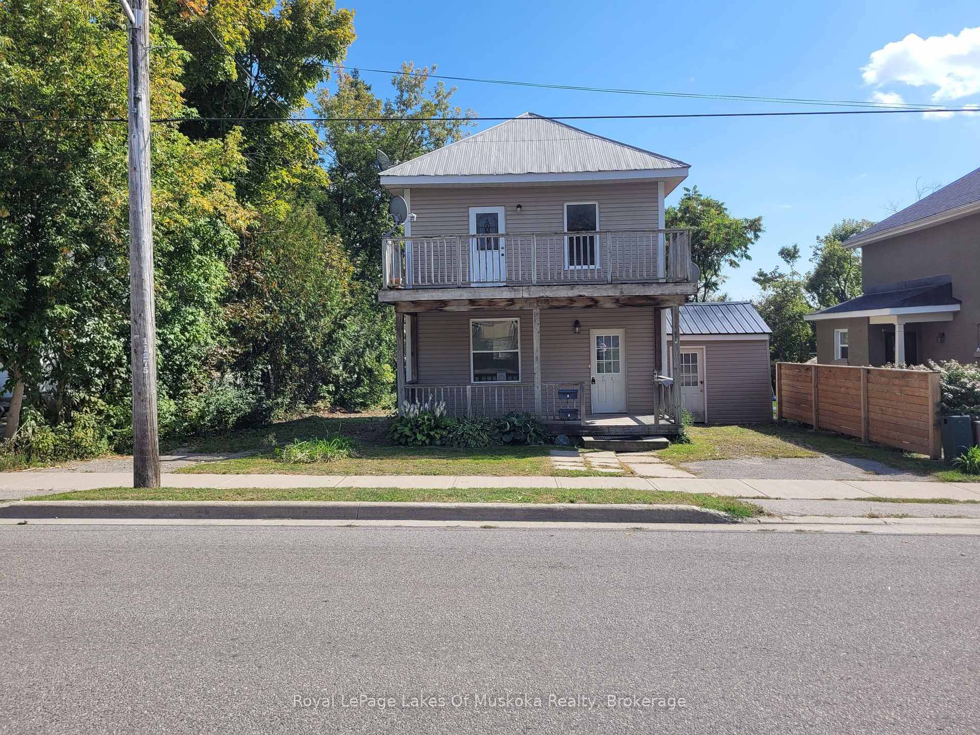 ATTENTION ! Investors, Contractors or First time Buyers.