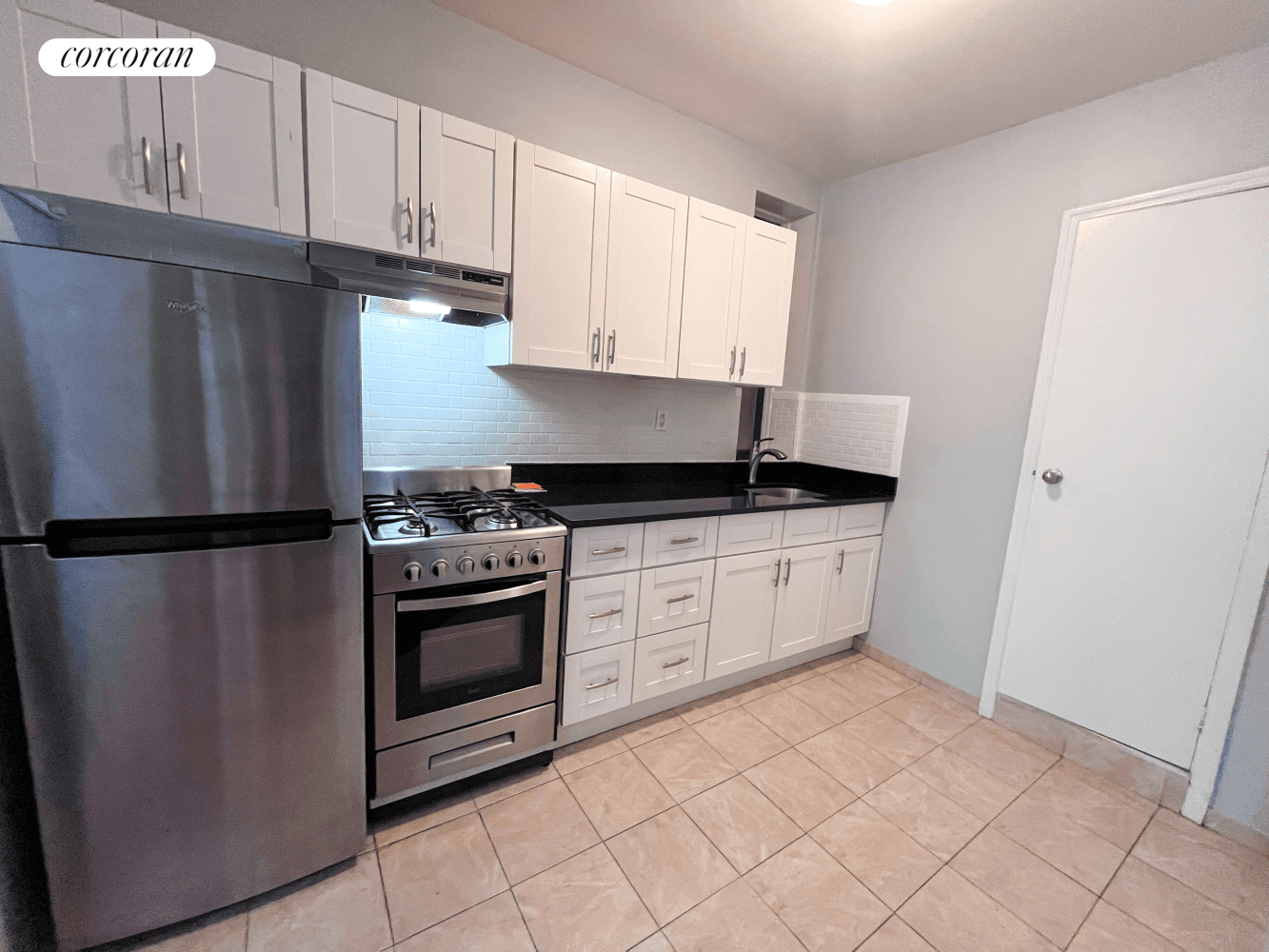Beautifully Renovated 2BR 1BA in the Heart of the Lower East Side !