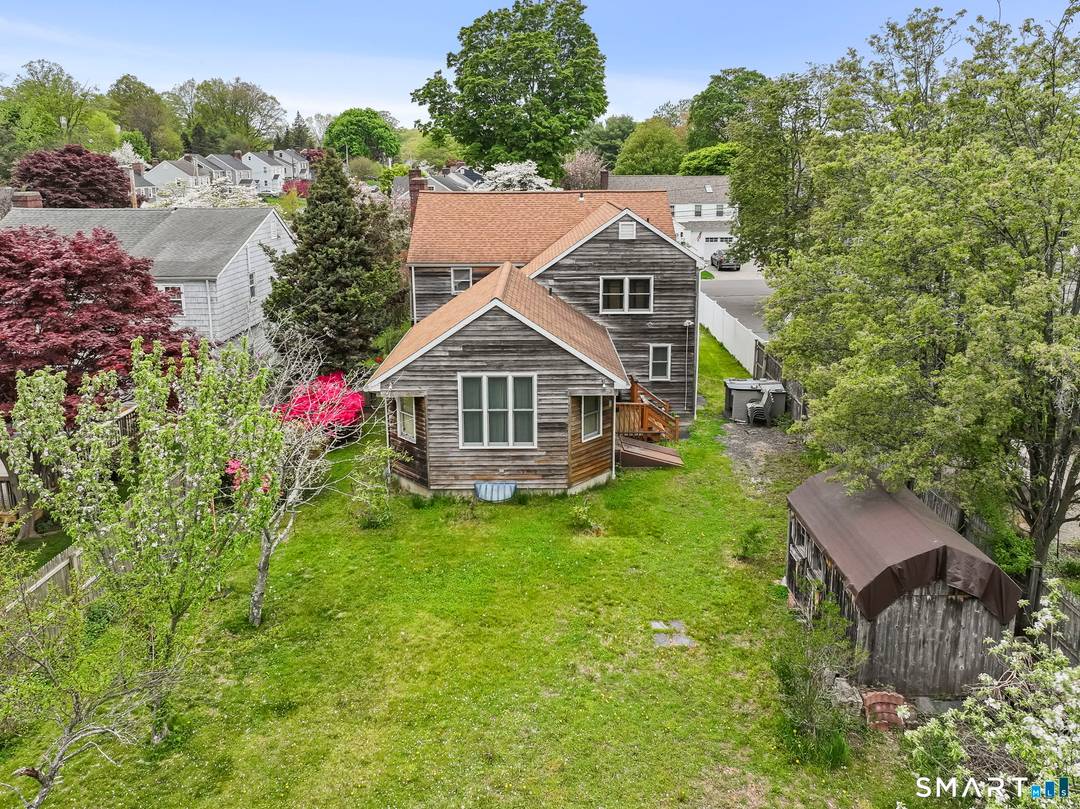 Set on a level and flat. 24 acre lot in the highly sought after Sasco Hill area of Fairfield, this charming home offers endless opportunities to customize and create your ...