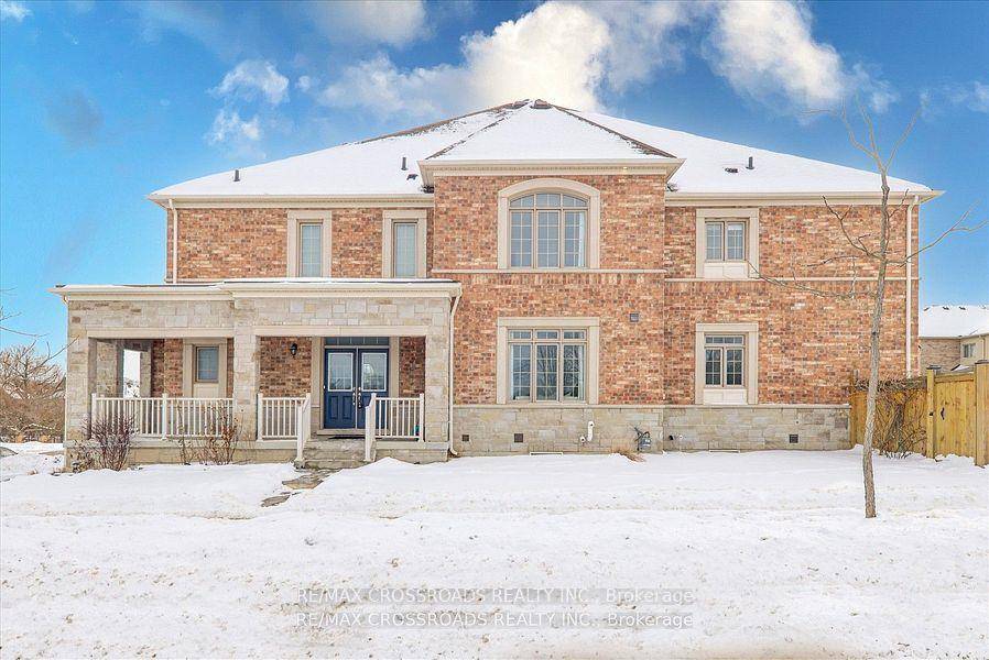 Rarely Offered Sharon Village Semi Detached Home !