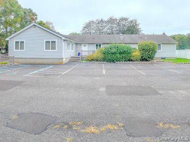 Prime location in Shirley right off of William Floyd Parkway !