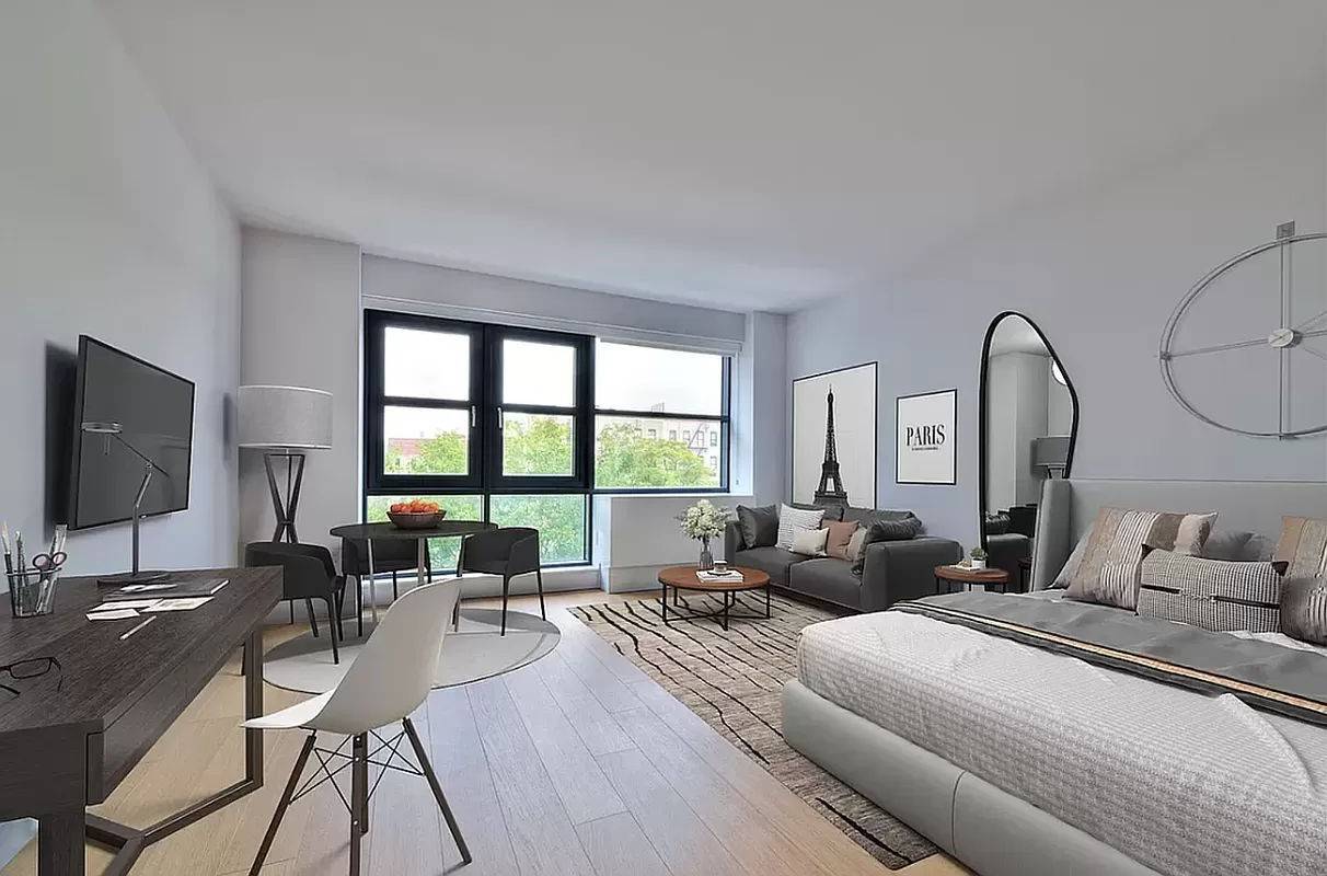 LUXURY LIVING IN LES ! Working from home ?