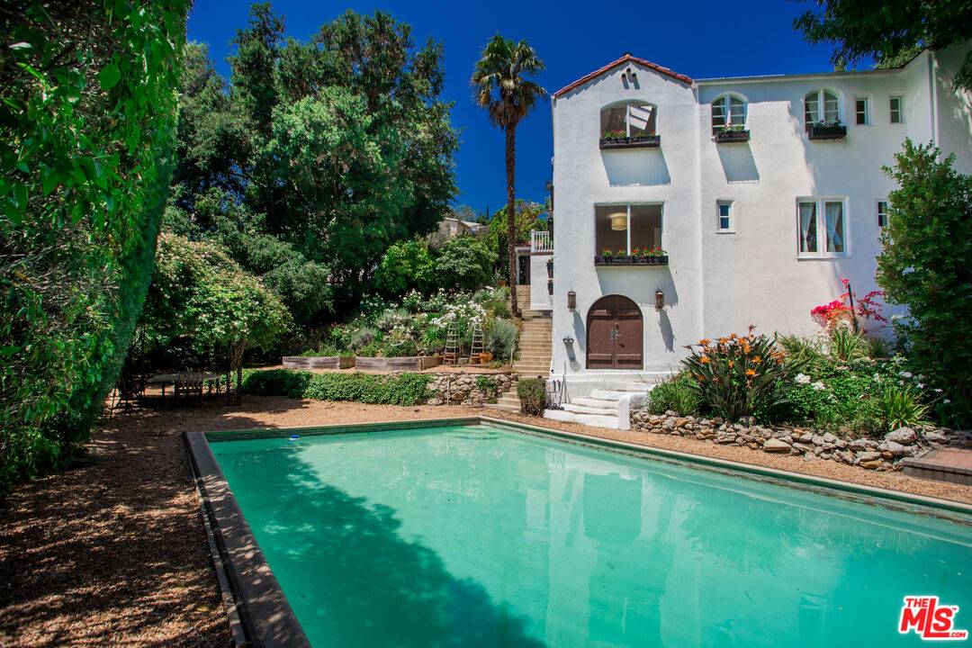 2928 Westbrook Ave 5BR Hollywood Hills East La