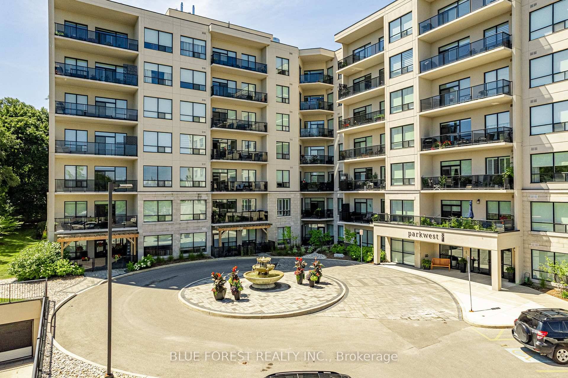 Stylish and modern 6 year old condo perfectly situated across from the scenic Springbank Park in highly sought after Byron.