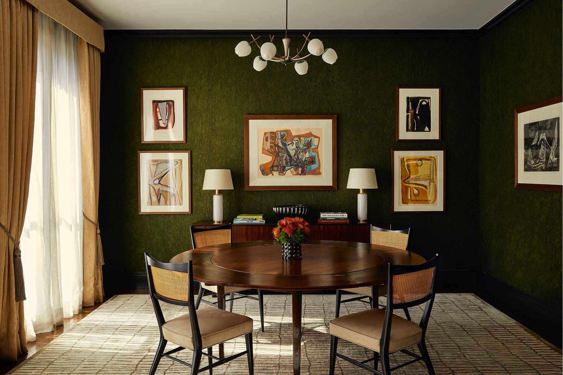 Meticulously furnished by Thierry W.