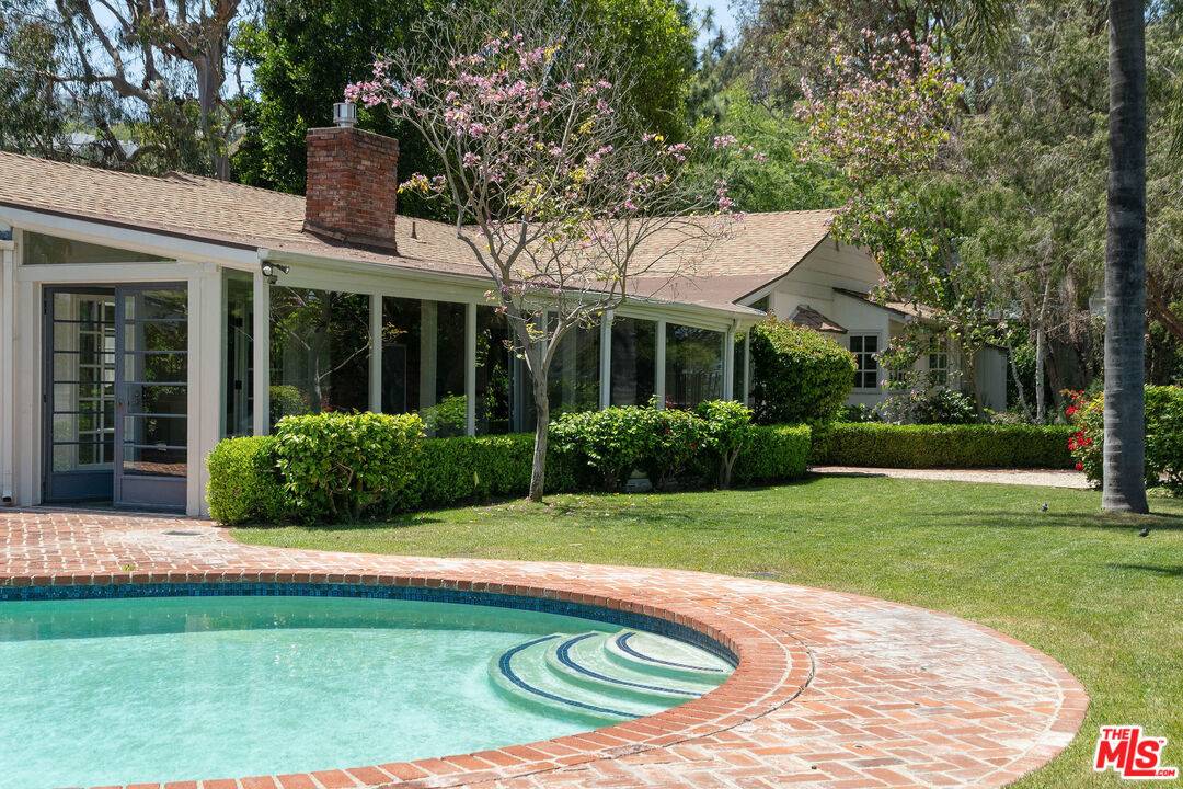 7321   Woodrow Wilson Dr 3.0 Hollywood Hills East LA