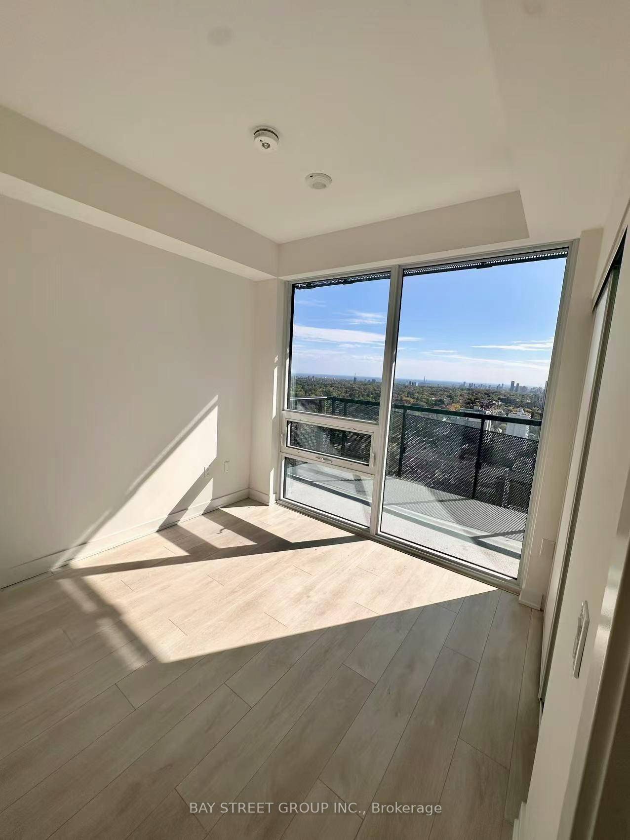 Brand New 2 Bedroom 2 Washroom Condos, Located At The Heart Of Yonge and Eglinton.
