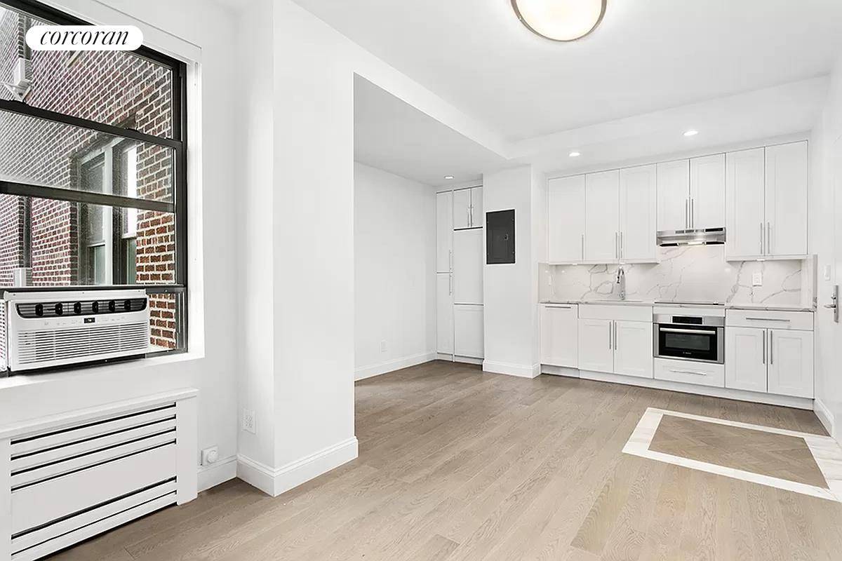 Experience Luxury Upper West Side Living in this coveted doorman building Apartment 1406 Beautifully configured, bright, spacious 14th floor, 1bed 1bath, welcomes you with its generously proportioned rooms, large windows, ...
