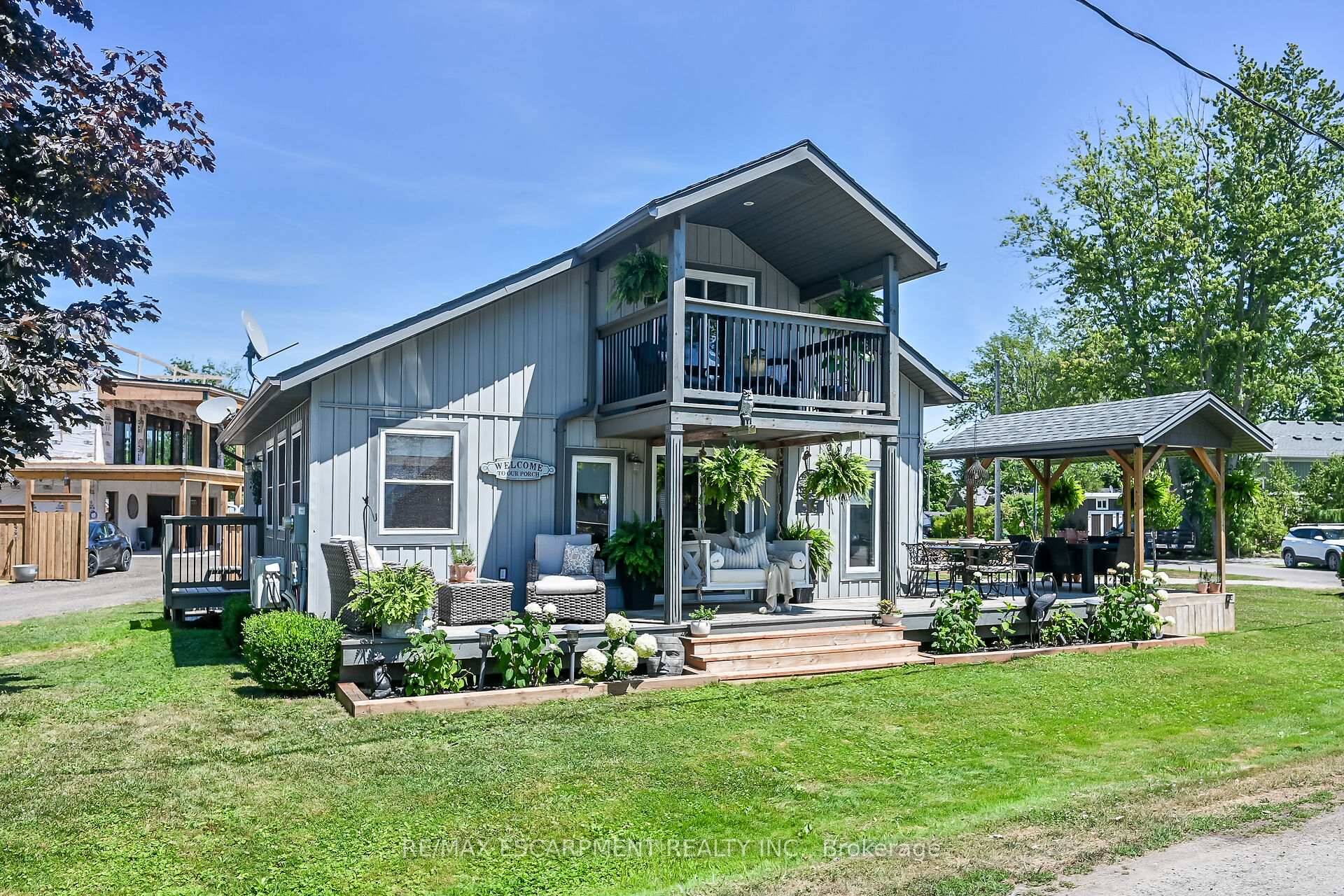 Located in the waterfront community of Peacock Point, this impeccably refreshed 1 storey retreat delivers 1, 125 sq.