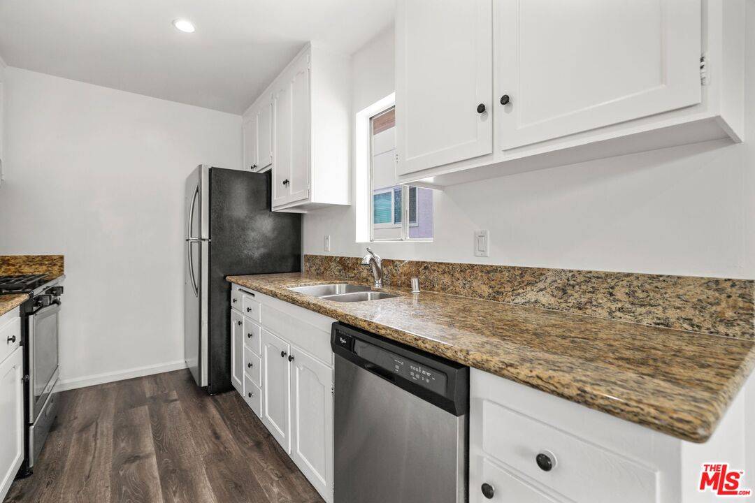 11930 Mayfield Ave 2BR Brentwood La