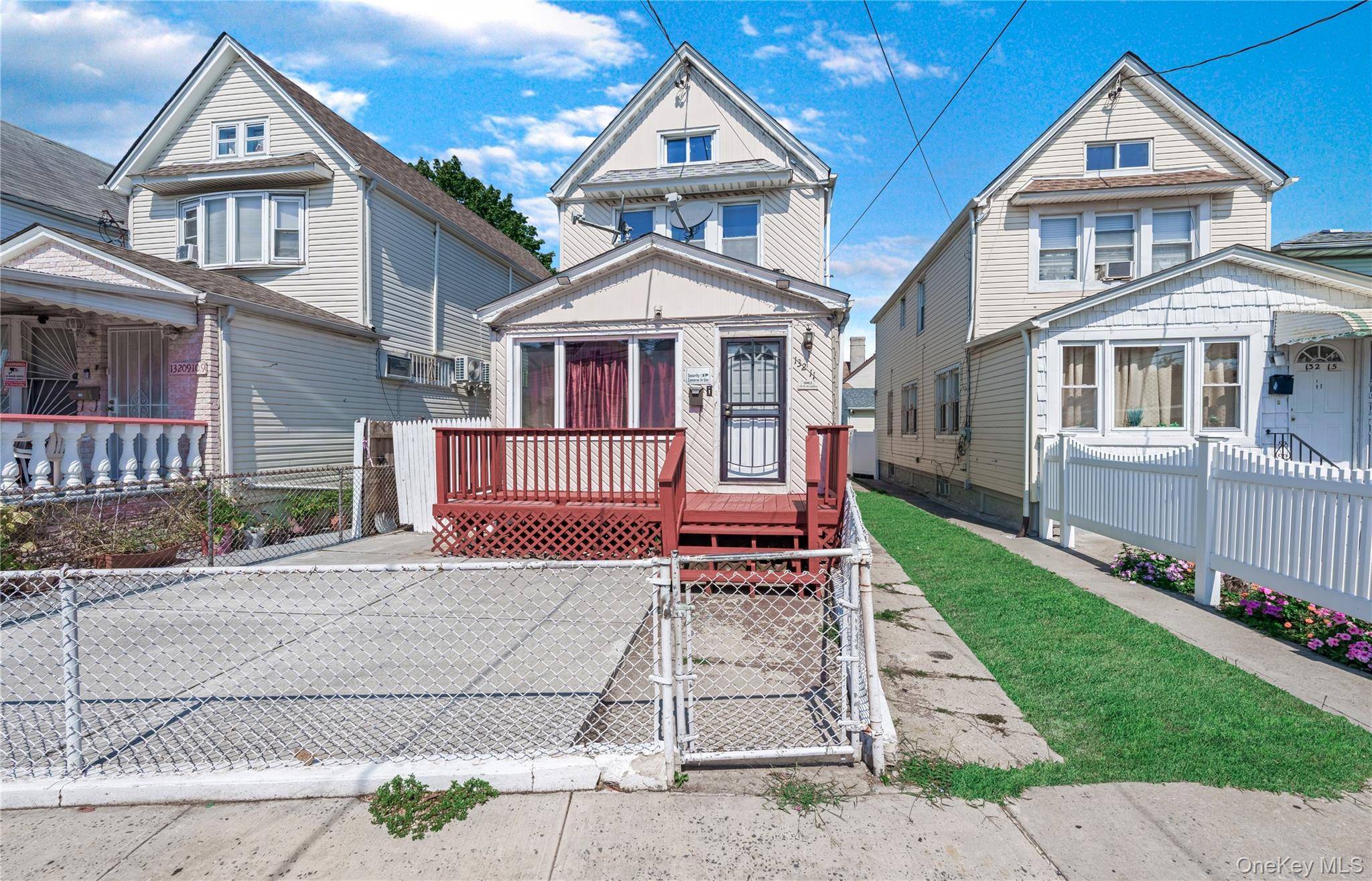 Stunning Colonial in South Ozone Park This beautifully remodeled 3 bedroom, 2 bathroom colonial home, is looking for its NEW OWNER !