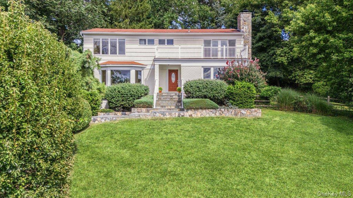 Elegant 3 Bedroom Retreat with Hudson River Views near Sleepy Hollow Country Club.