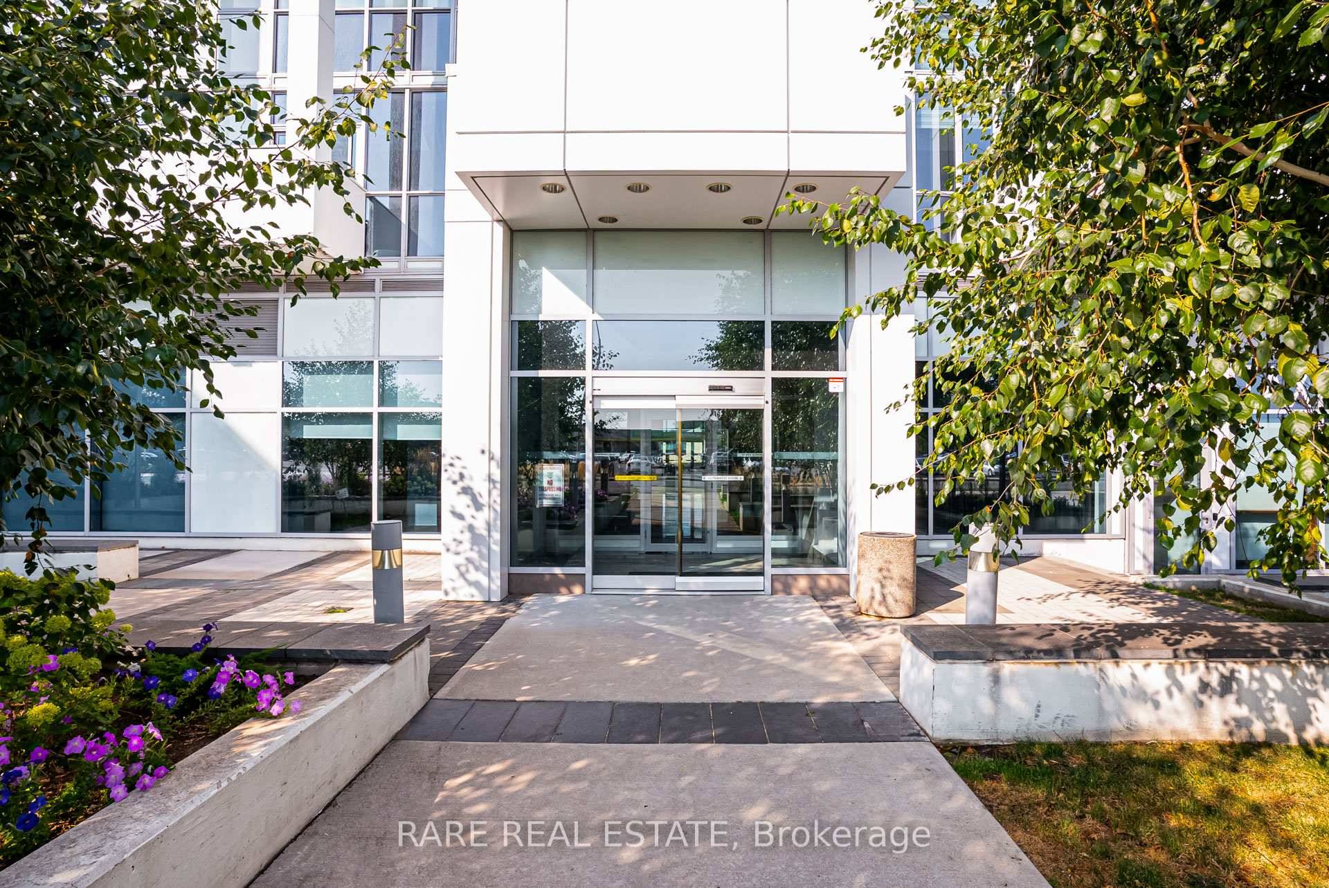 Bright and spacious 1 Bedroom Den at Rain Condos in Kerr Village.