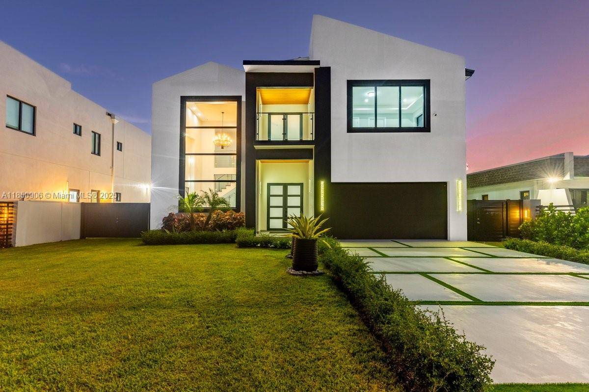 Brand New Modern Luxury Construction within 5 miles of Coral Gables !